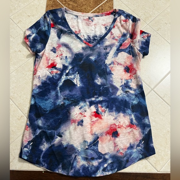 Sonoma Tops - T Shirt 💙